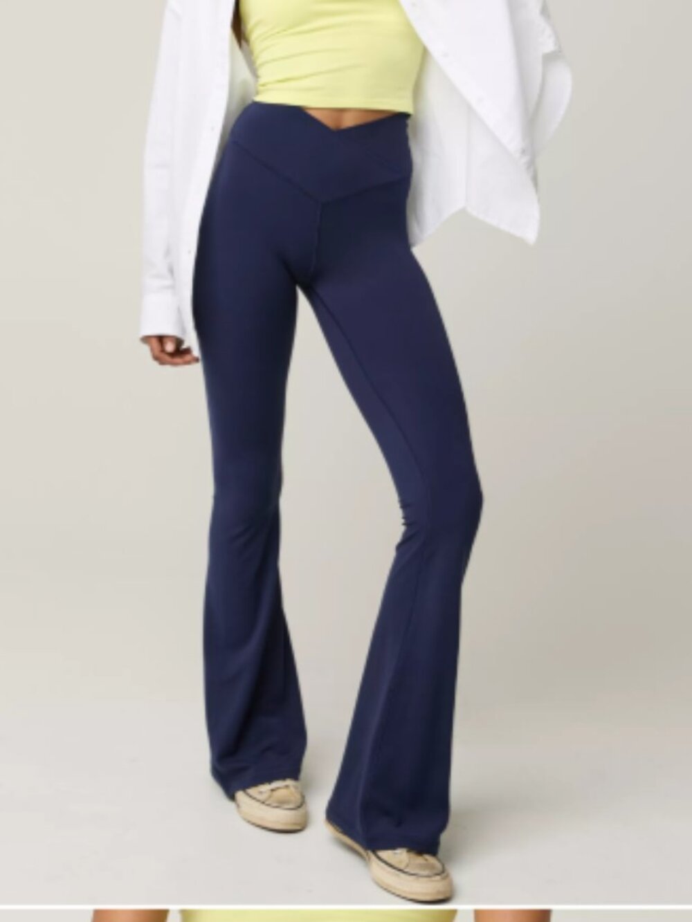 Aerie Offline Real Me Hi-Rise Crossover Flare Full Length Pant - Medium in Navy